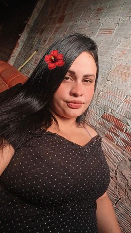 Me chamo lays e meu hoby é fazer aquele sexo bem gostoso e oferecer o melhor tratamento como amante, ou namorada e de todas as formas como vcs preferir.
Não possuo local pra atendimento apenas motéis ou na residência do cliente, fotos já tem no anúncio , mando apenas uma foto de verificação do conteúdo, pra mais fotos e etc... Já vou cobrar pq já faz parte dos meus conteúdos exclusivos, oral bem babado , completo dependendo do cm do p** .
Chama pra garantir o prazer de vcs.