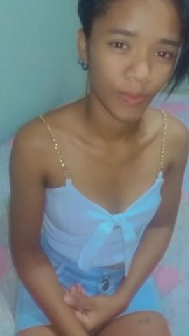Uma Mulher Sem Frescura , Bem Resolvida E Extrovertida 